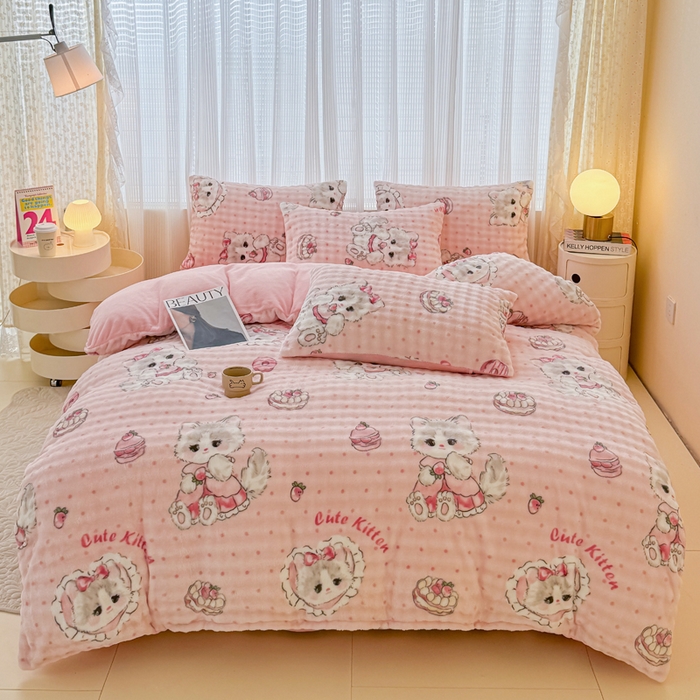 91家纺网 家纺一手货源 找家纺 小叮当家纺仓储工厂店 2025新款印花兔兔绒牛奶绒大泡泡单被套 被套单件 甜心小猫