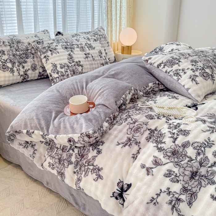 91家纺网 家纺一手货源 找家纺 小叮当家纺仓储工厂店 2025新款印花兔兔绒牛奶绒大泡泡单被套 被套单件 大泡泡-蝶梦花