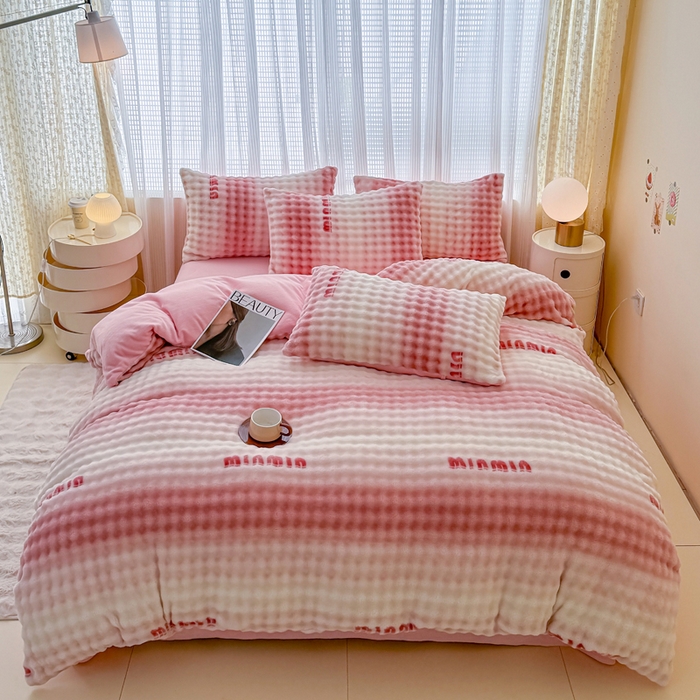 91家纺网 家纺一手货源 找家纺 小叮当家纺仓储工厂店 2025新款印花兔兔绒牛奶绒大泡泡单被套 被套单件 大泡泡-时尚粉