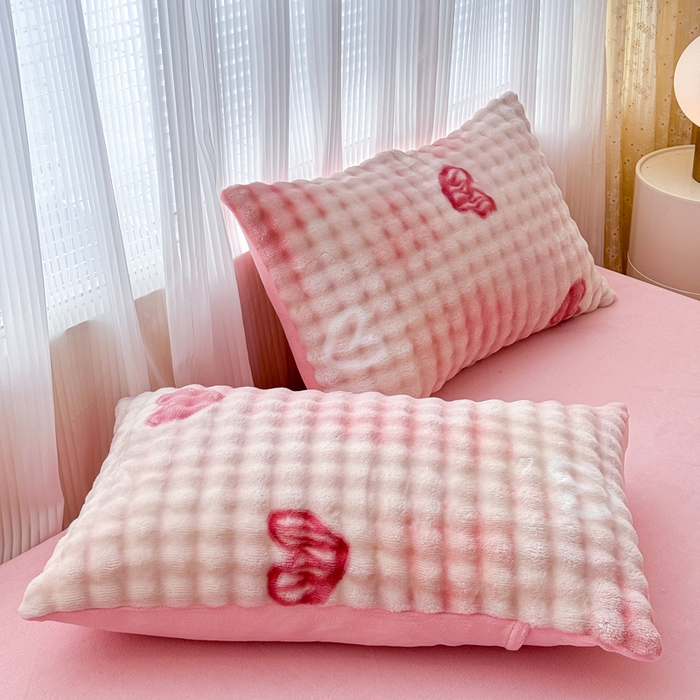 91家纺网 家纺一手货源 找家纺 小叮当家纺仓储工厂店 2025新款印花兔兔绒牛奶绒大泡泡单被套 被套单件 大泡泡-爱心粉