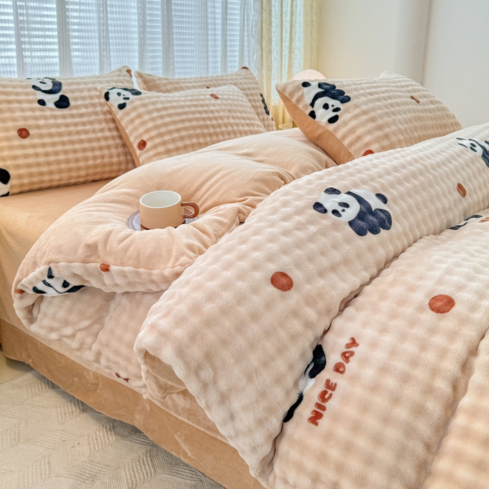 91家纺网 家纺一手货源 找家纺 小叮当家纺仓储工厂店 2025新款印花兔兔绒牛奶绒大泡泡单被套 被套单件 大泡泡-萌宝咖