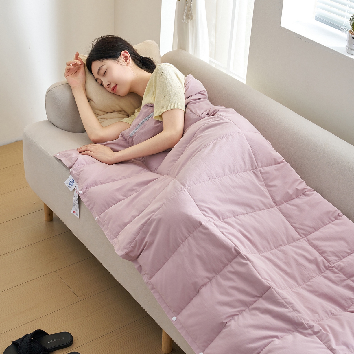 91家纺网 家纺一手货源 找家纺 乐可 2025新款便携多功能鹅绒毯 多功能鹅绒毯-粉