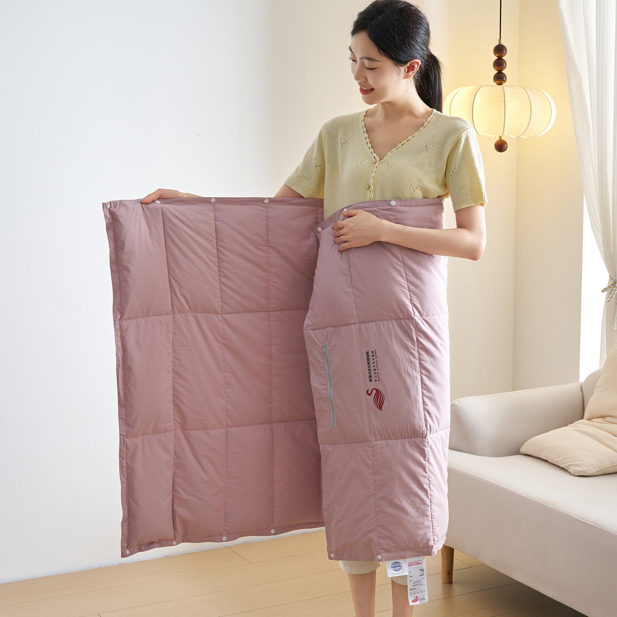 91家纺网 家纺一手货源 找家纺 乐可 2025新款便携多功能鹅绒毯 多功能鹅绒毯-粉