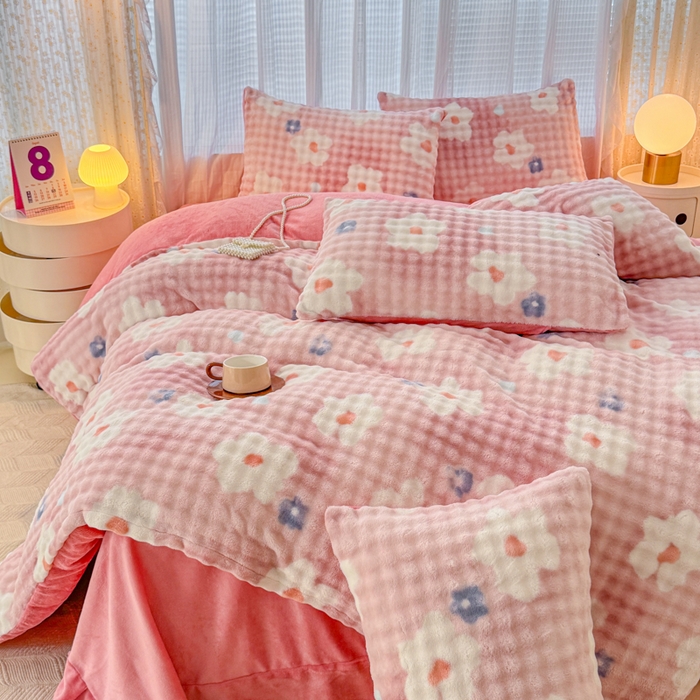 91家纺网 家纺一手货源 找家纺 小叮当家纺仓储工厂店 2025新款印花兔兔绒牛奶绒大泡泡单被套 被套单件 大泡泡-花朵粉