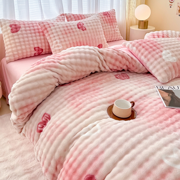 91家纺网 家纺一手货源 找家纺 小叮当家纺仓储工厂店 2025新款印花兔兔绒牛奶绒大泡泡单被套 被套单件 大泡泡-爱心粉