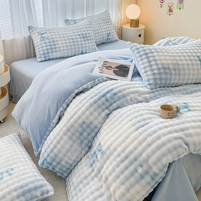 91家纺网 家纺一手货源 找家纺 小叮当家纺仓储工厂店 2025新款印花兔兔绒牛奶绒大泡泡单被套 被套单件 大泡泡-蝴蝶结蓝色