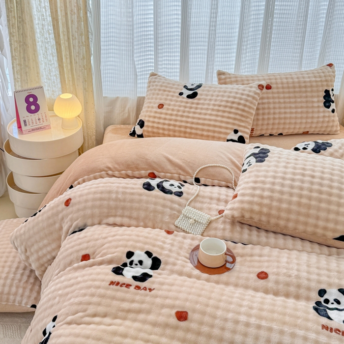 91家纺网 家纺一手货源 找家纺 小叮当家纺仓储工厂店 2025新款印花兔兔绒牛奶绒大泡泡单被套 被套单件 大泡泡-萌宝咖