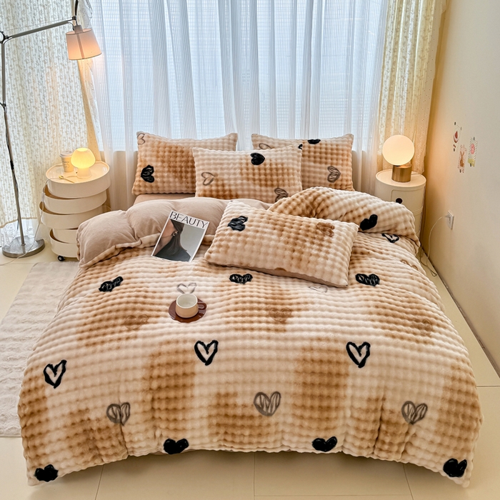 91家纺网 家纺一手货源 找家纺 小叮当家纺仓储工厂店 2025新款印花兔兔绒牛奶绒大泡泡单被套 被套单件 大泡泡-爱心咖