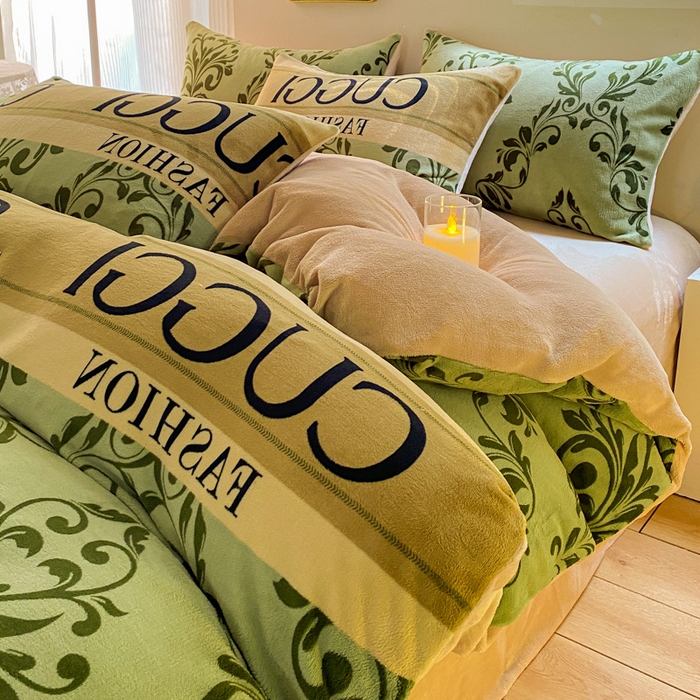 91家纺网 家纺一手货源 找家纺 斯卡诺家纺 2025新款双面牛奶绒跑量款四件套 仙踪古驰