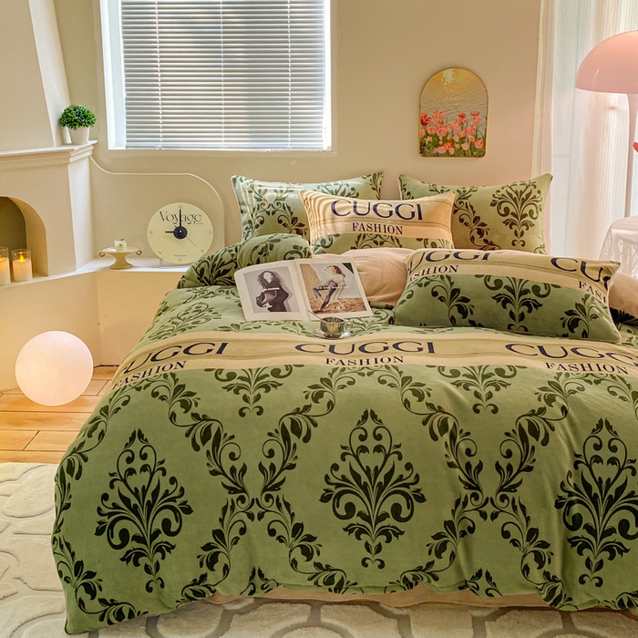 91家纺网 家纺一手货源 找家纺 斯卡诺家纺 2025新款双面牛奶绒跑量款四件套 仙踪古驰