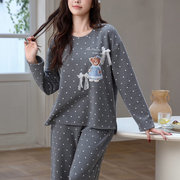 91家纺网 家纺一手货源 找家纺 （总）洛兰沙家居馆 2025新款德绒绵竹加厚300克女款睡衣（圆领款）