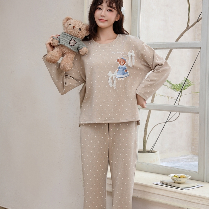 91家纺网 家纺一手货源 找家纺 洛兰沙家居馆 2025新款德绒绵竹加厚300克女款睡衣（圆领款） 259511-1