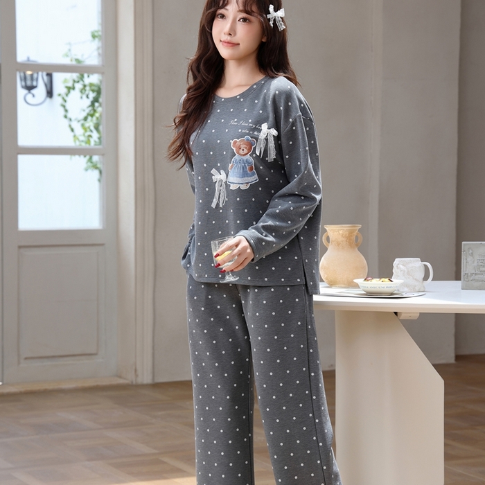 91家纺网 家纺一手货源 找家纺 洛兰沙家居馆 2025新款德绒绵竹加厚300克女款睡衣（圆领款） 259511-2