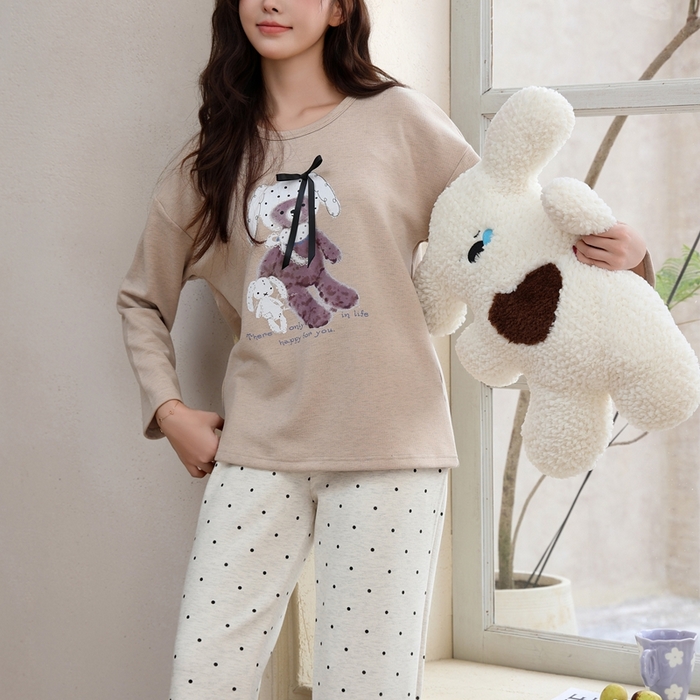 91家纺网 家纺一手货源 找家纺 洛兰沙家居馆 2025新款德绒绵竹加厚300克女款睡衣（圆领款） 259518-1