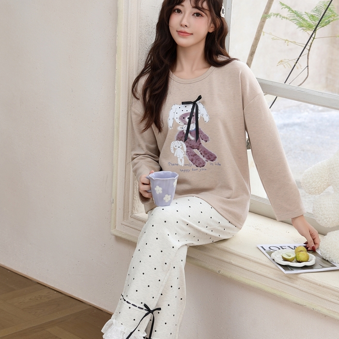 91家纺网 家纺一手货源 找家纺 洛兰沙家居馆 2025新款德绒绵竹加厚300克女款睡衣（圆领款） 259518-1