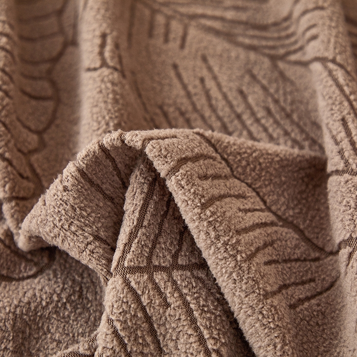 91家纺网 家纺一手货源 找家纺 逐日沙发套 2025新款提花裙摆沙发床套 裙摆沙发床套 叶沙-咖色