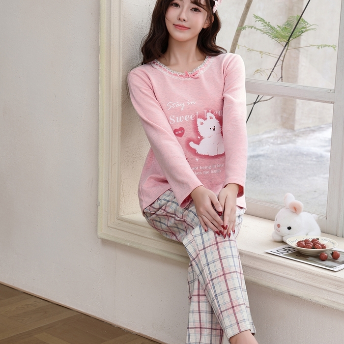 91家纺网 家纺一手货源 找家纺 洛兰沙家居馆 2025新款德绒绵竹加厚300克女款睡衣（圆领款） 259519