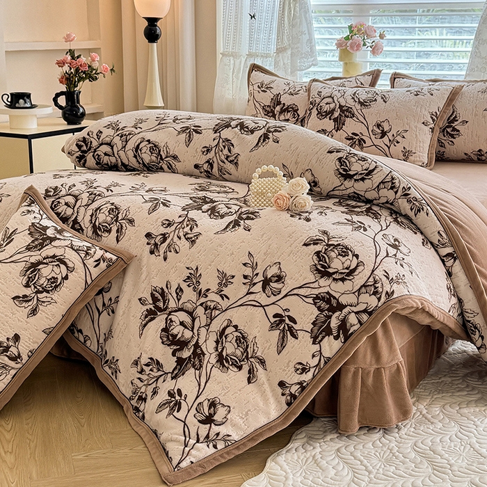 韩约家纺 2025新款雕花牛奶绒法式床单款四件套 澜庭