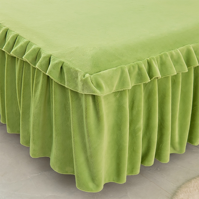 91家纺网 家纺一手货源 找家纺 优家居 2025新款纯色韩版花边牛奶绒床裙床罩加厚直播外贸可定做 盛世-翠绿