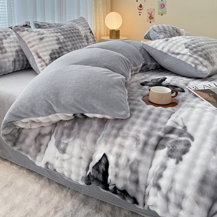 91家纺网 家纺一手货源 找家纺 小叮当家纺仓储工厂店 2025新款印花兔兔绒牛奶绒大泡泡四件套 大泡泡-蝶影