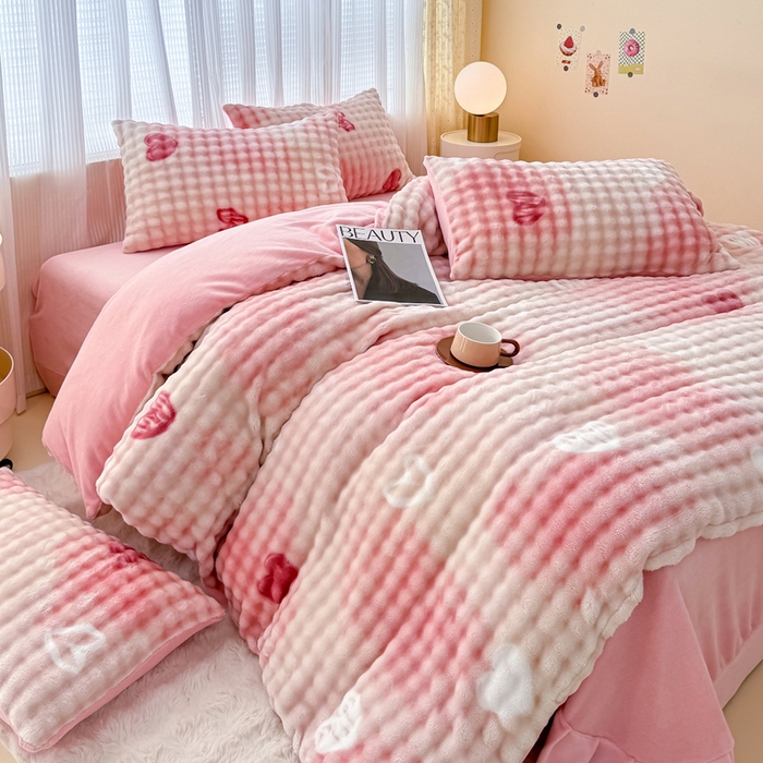 小叮当家纺仓储工厂店 2025新款印花兔兔绒牛奶绒大泡泡四件套 大泡泡-爱心粉