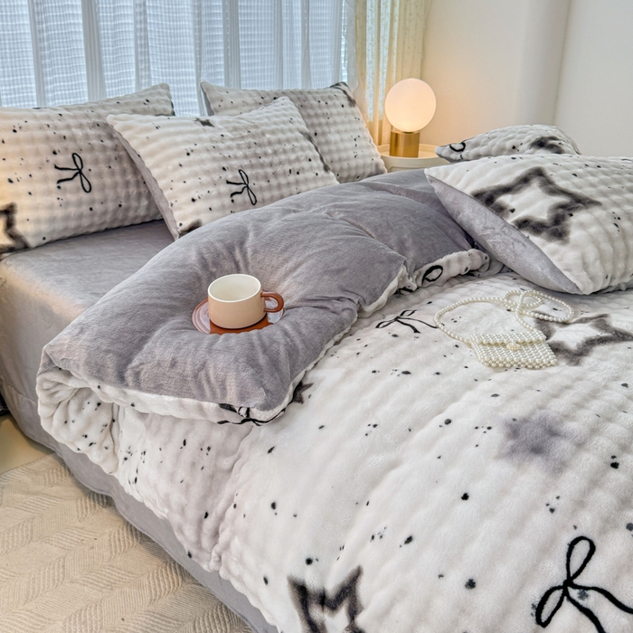 91家纺网 家纺一手货源 找家纺 小叮当家纺仓储工厂店 2025新款印花兔兔绒牛奶绒大泡泡四件套 大泡泡-星梦