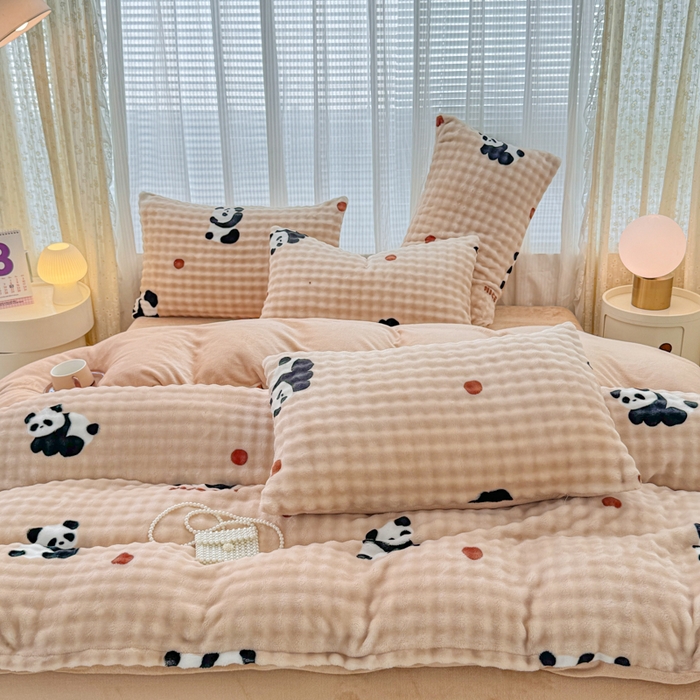 91家纺网 家纺一手货源 找家纺 小叮当家纺仓储工厂店 2025新款印花兔兔绒牛奶绒大泡泡四件套 大泡泡-萌宝咖