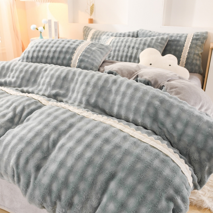 91家纺网 家纺一手货源 找家纺 米瑞娜 2025新款泡泡绒四件套 泡泡-绿灰