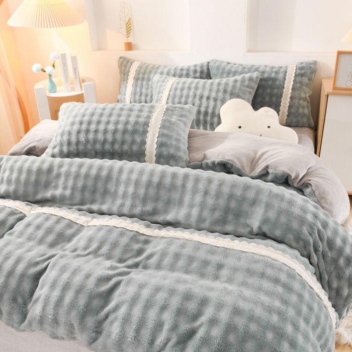 91家纺网 家纺一手货源 找家纺 米瑞娜 2025新款泡泡绒四件套 泡泡-绿灰