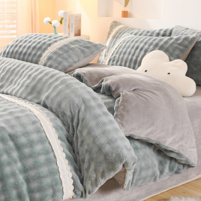 91家纺网 家纺一手货源 找家纺 米瑞娜 2025新款泡泡绒四件套 泡泡-绿灰