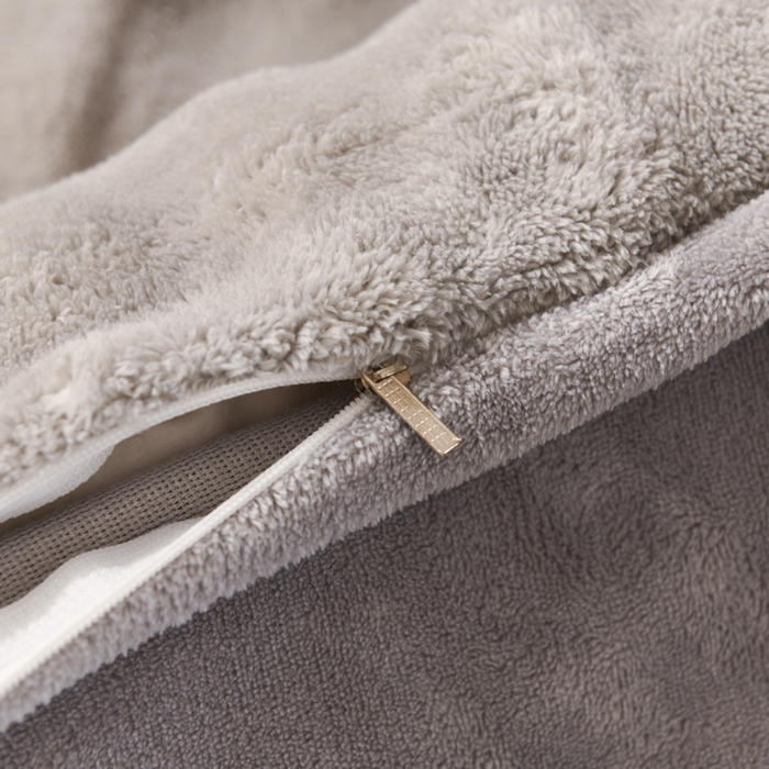 91家纺网 家纺一手货源 找家纺 米瑞娜 2025新款泡泡绒四件套 泡泡-浅灰