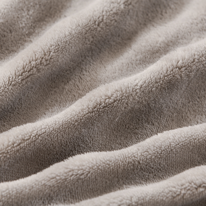 91家纺网 家纺一手货源 找家纺 米瑞娜 2025新款泡泡绒四件套 泡泡-浅灰