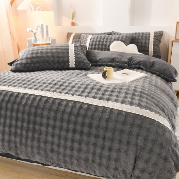 91家纺网 家纺一手货源 找家纺 米瑞娜 2025新款泡泡绒四件套 泡泡-深灰