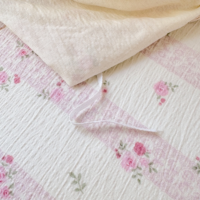 91家纺网 家纺一手货源 找家纺 麋兔 2025新款双层纱毛巾绣花边四件套 欢乐公主