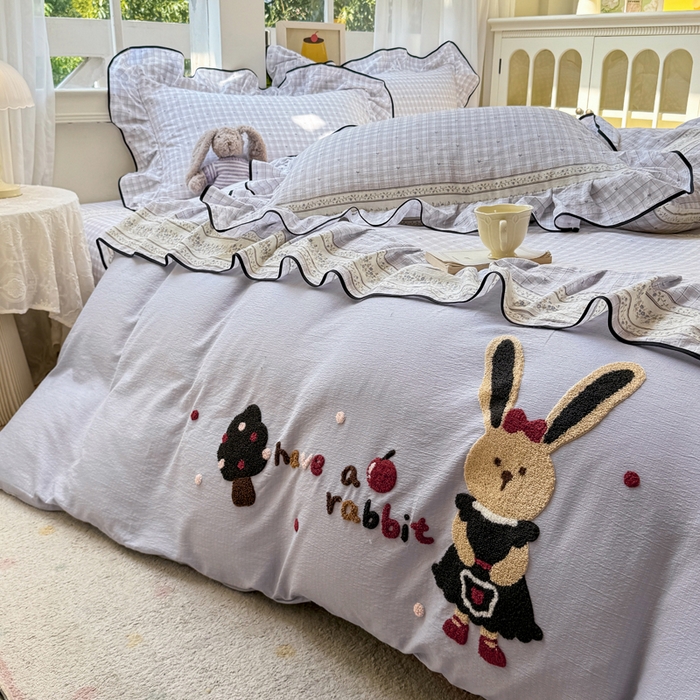 91家纺网 家纺一手货源 找家纺 麋兔 2025新款双层纱毛巾绣花边四件套 苹果免