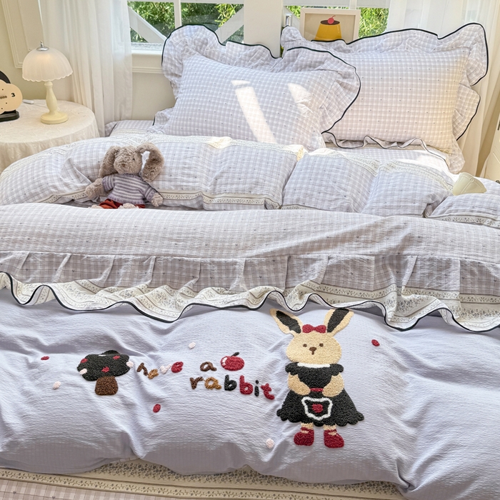 91家纺网 家纺一手货源 找家纺 麋兔 2025新款双层纱毛巾绣花边四件套 苹果免