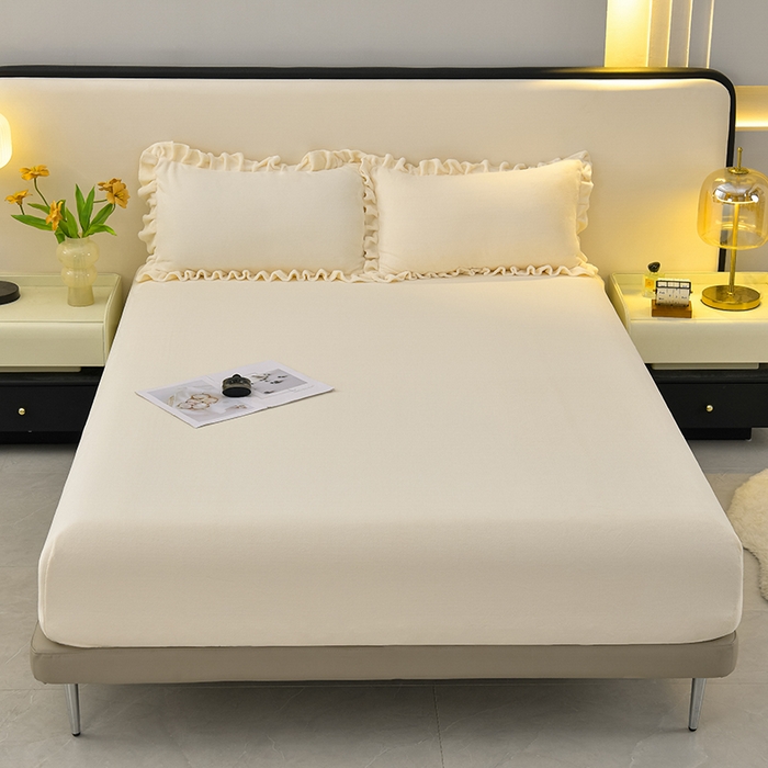 91家纺网 家纺一手货源 找家纺 优家居 2025新款纯色韩版牛奶绒花边床裙床笠四件套单件被套直播爆款 盛世-米白