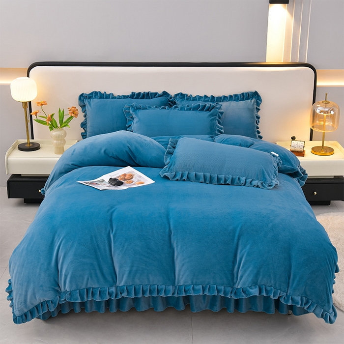 91家纺网 家纺一手货源 找家纺 优家居 2025新款纯色韩版牛奶绒花边床裙床笠四件套单件被套直播爆款 盛世-宝蓝