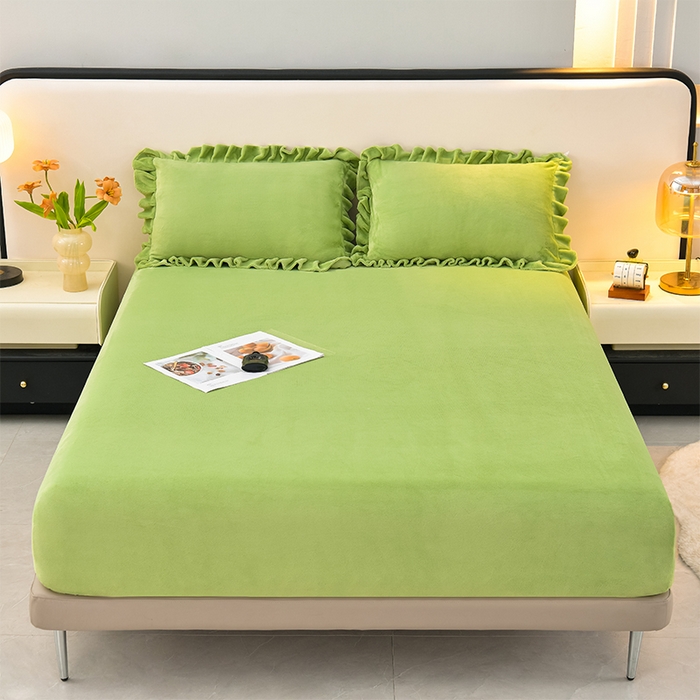 91家纺网 家纺一手货源 找家纺 优家居 2025新款纯色韩版牛奶绒花边床裙床笠四件套单件被套直播爆款 盛世-翠绿