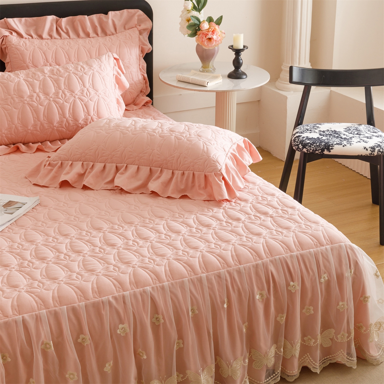 91家纺网 家纺一手货源 找家纺 （总）好儿喜家纺 2025新款A类水洗棉床裙三件套-芳菲系列