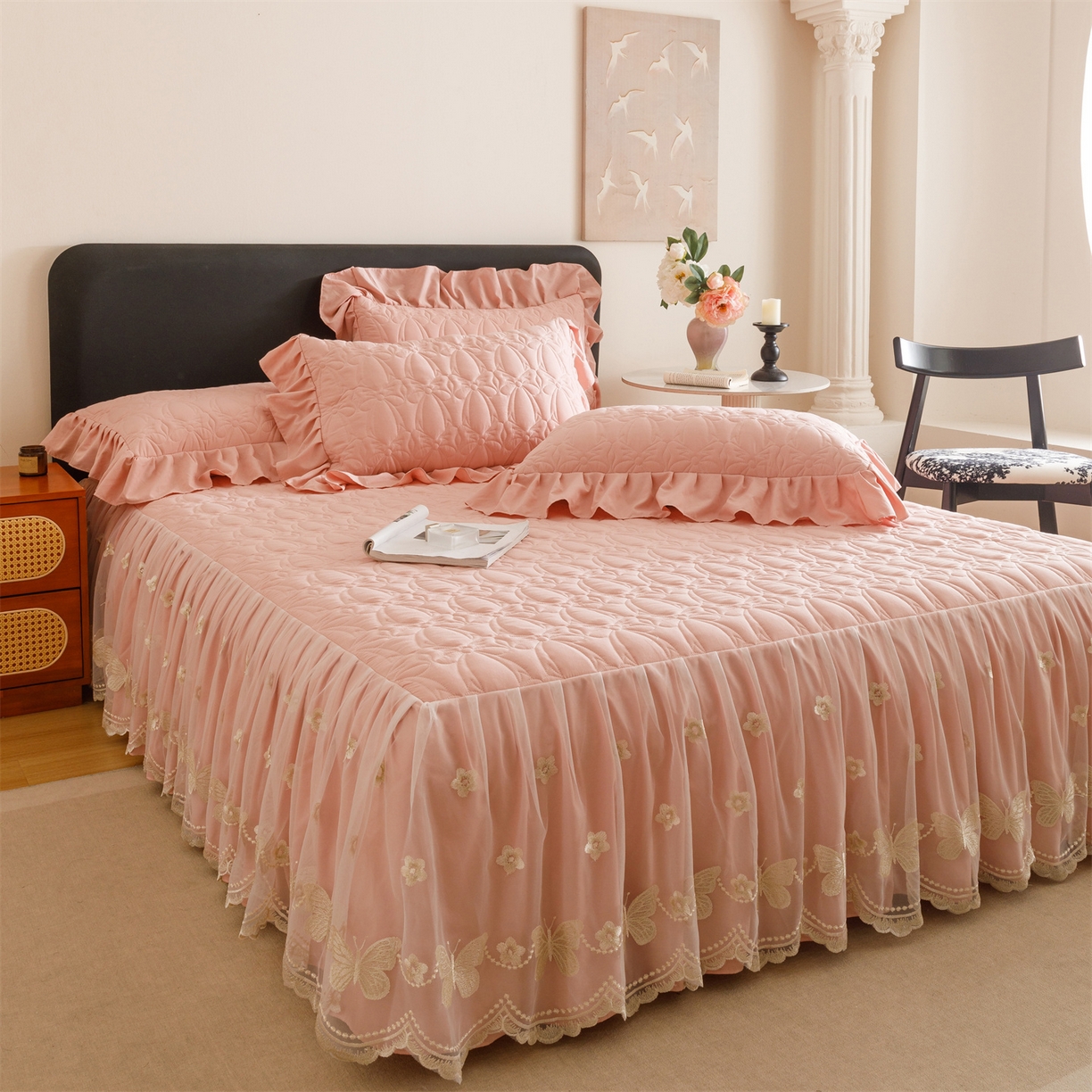 91家纺网 家纺一手货源 找家纺 （总）好儿喜家纺 2025新款A类水洗棉床裙三件套-芳菲系列