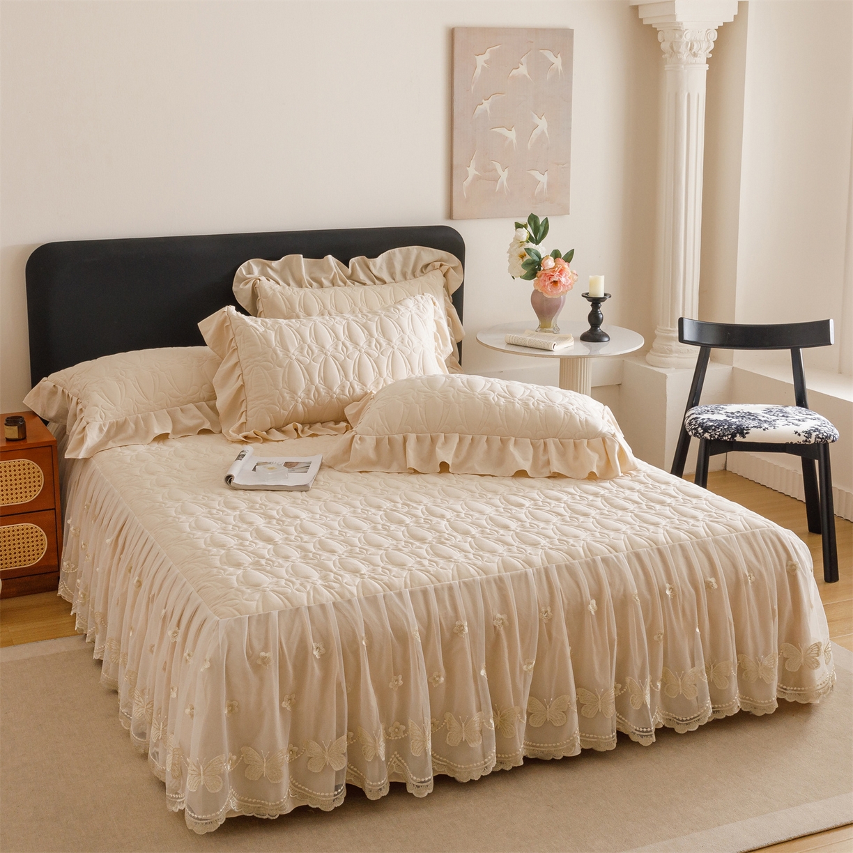 91家纺网 家纺一手货源 找家纺 好儿喜家纺 2025新款A类水洗棉床裙三件套-芳菲系列 芳菲-香槟