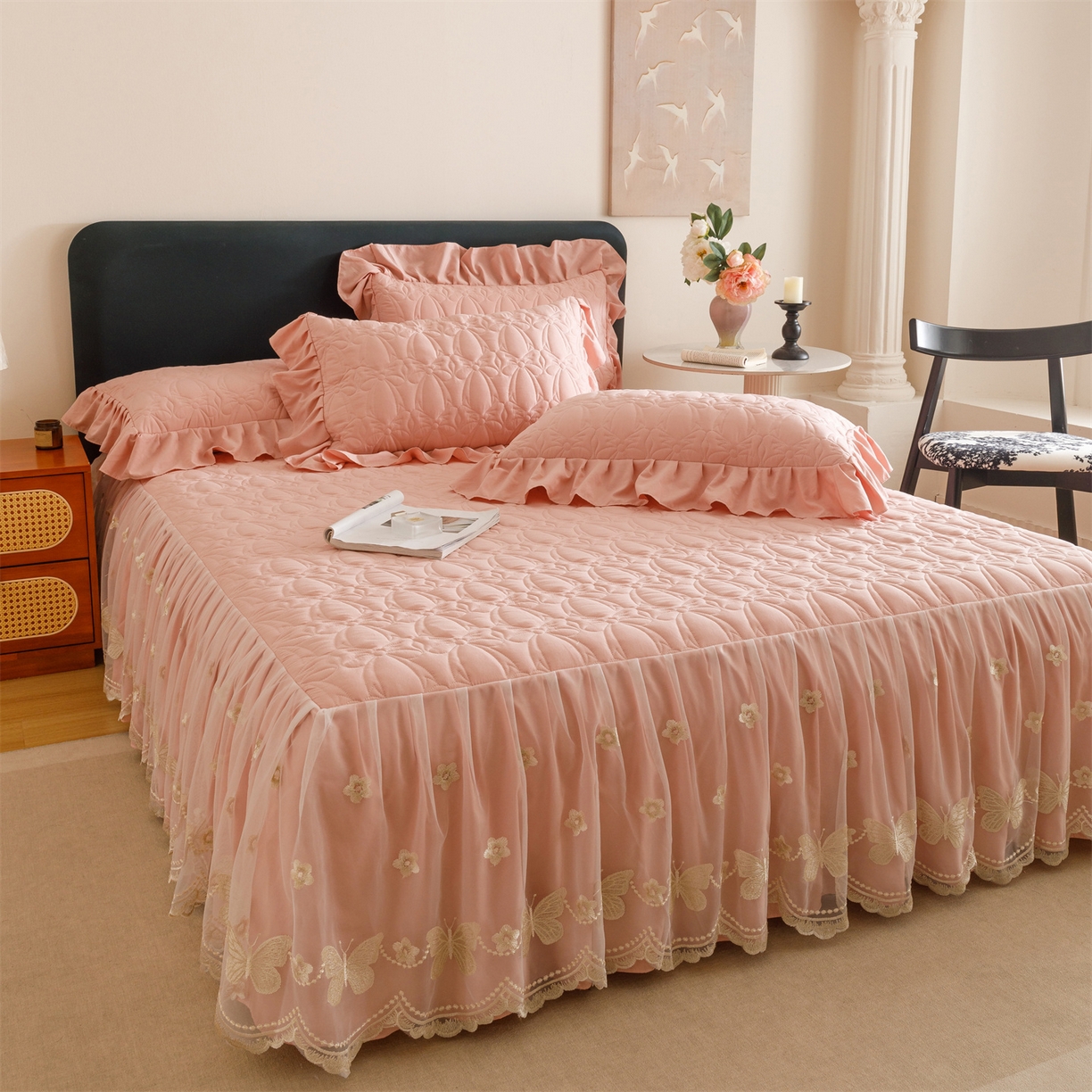 91家纺网 家纺一手货源 找家纺 （总）好儿喜家纺 2025新款A类水洗棉床裙三件套-芳菲系列