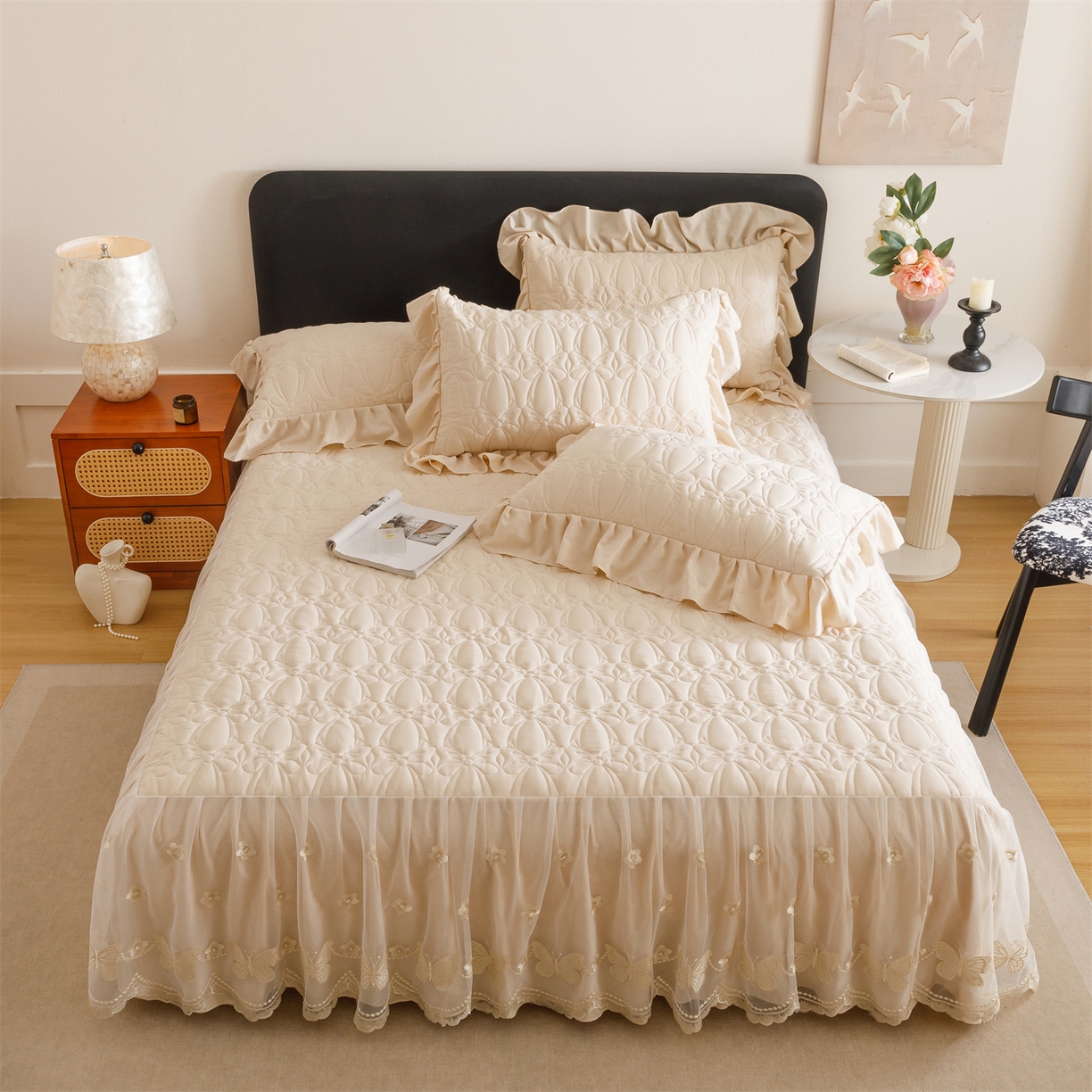 91家纺网 家纺一手货源 找家纺 好儿喜家纺 2025新款A类水洗棉床裙三件套-芳菲系列 芳菲-香槟