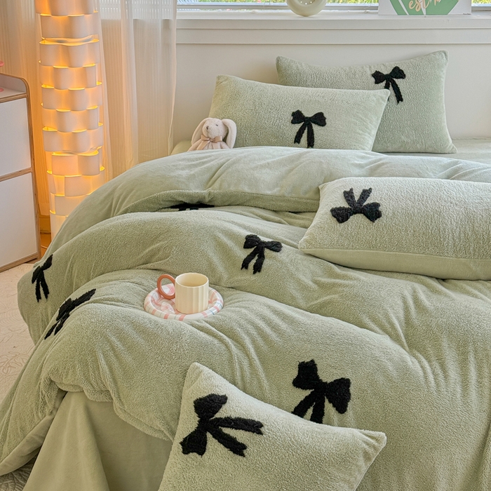 91家纺网 家纺一手货源 找家纺 小叮当家纺仓储工厂店 2025新款舒棉绒提花绣花四件套 舒棉绒提花-蝴蝶结绿色