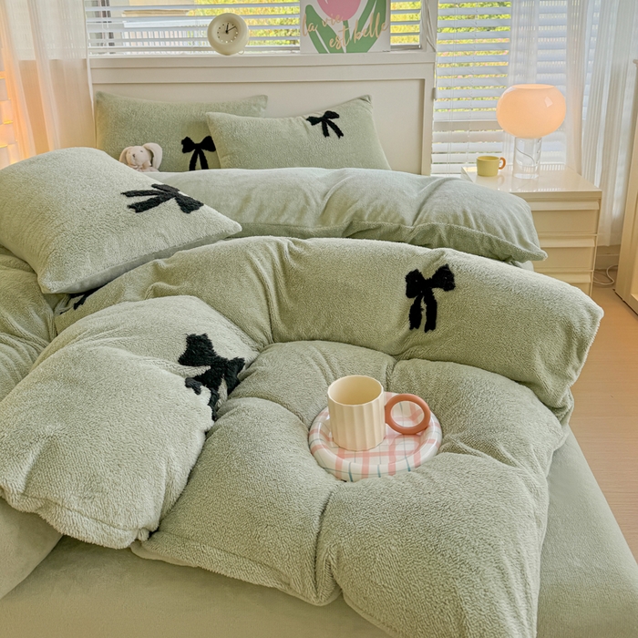 91家纺网 家纺一手货源 找家纺 小叮当家纺仓储工厂店 2025新款舒棉绒提花绣花四件套 舒棉绒提花-蝴蝶结绿色