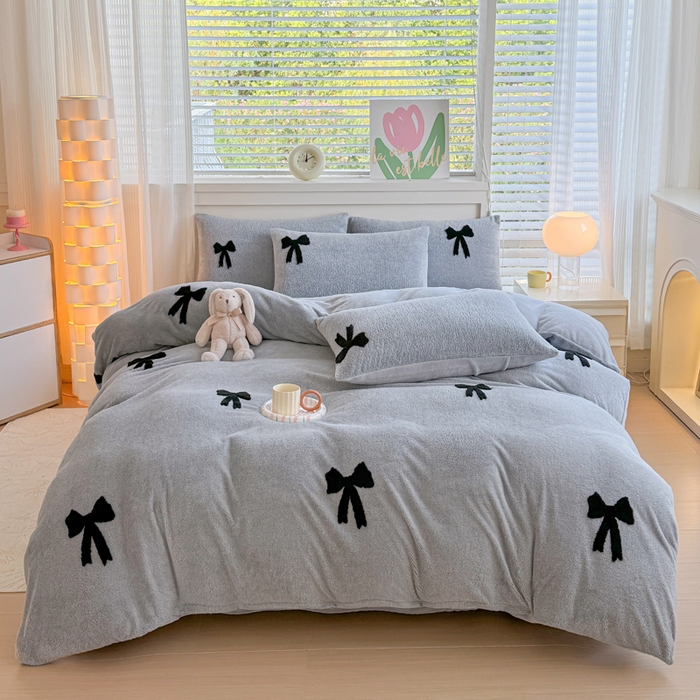 91家纺网 家纺一手货源 找家纺 小叮当家纺仓储工厂店 2025新款舒棉绒提花绣花四件套 舒棉绒提花-蝴蝶结灰色