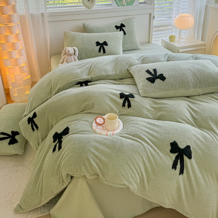 91家纺网 家纺一手货源 找家纺 小叮当家纺仓储工厂店 2025新款舒棉绒提花绣花四件套 舒棉绒提花-蝴蝶结绿色
