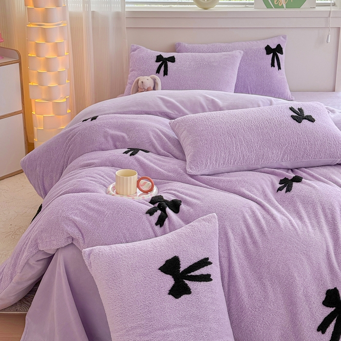 91家纺网 家纺一手货源 找家纺 小叮当家纺仓储工厂店 2025新款舒棉绒提花绣花四件套 舒棉绒提花-蝴蝶结紫色