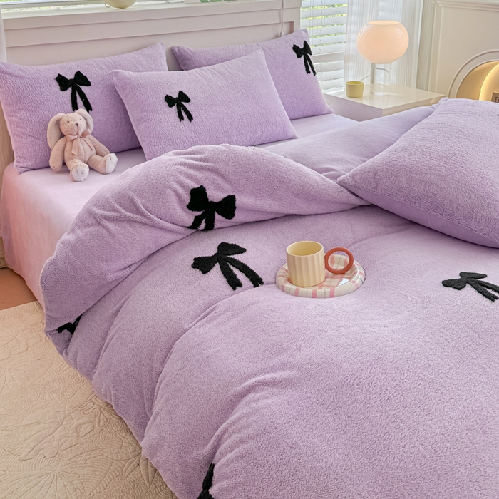 91家纺网 家纺一手货源 找家纺 小叮当家纺仓储工厂店 2025新款舒棉绒提花绣花四件套 舒棉绒提花-蝴蝶结紫色